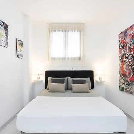 Classbnb - Seafront Apartment At Las Vistas Beach Arona  Zewnętrze zdjęcie