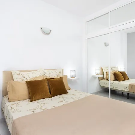 Classbnb - Seafront Apartment At Las Vistas Beach Arona  Zewnętrze zdjęcie